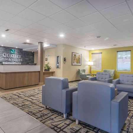 Quality Inn & Suites Downtown Windsor Eksteriør billede