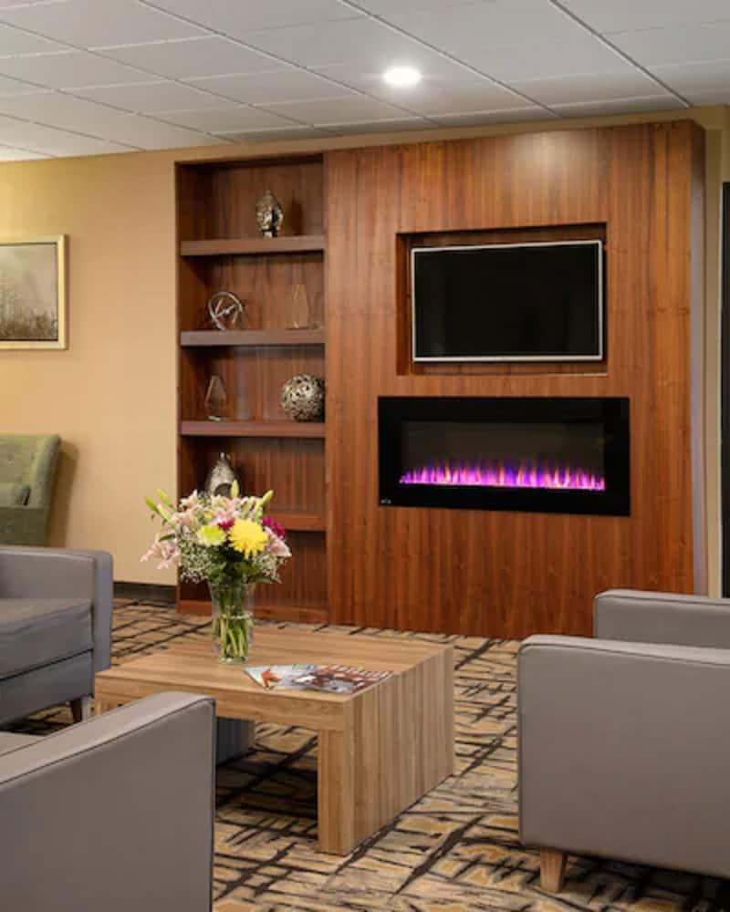 Quality Inn & Suites Downtown Windsor Eksteriør billede