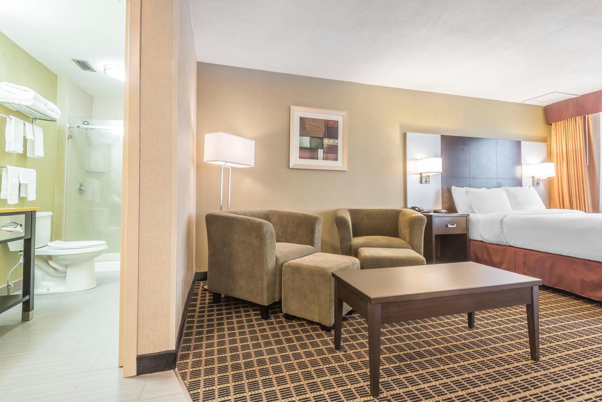 Quality Inn & Suites Downtown Windsor Eksteriør billede