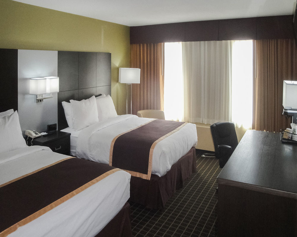 Quality Inn & Suites Downtown Windsor Eksteriør billede