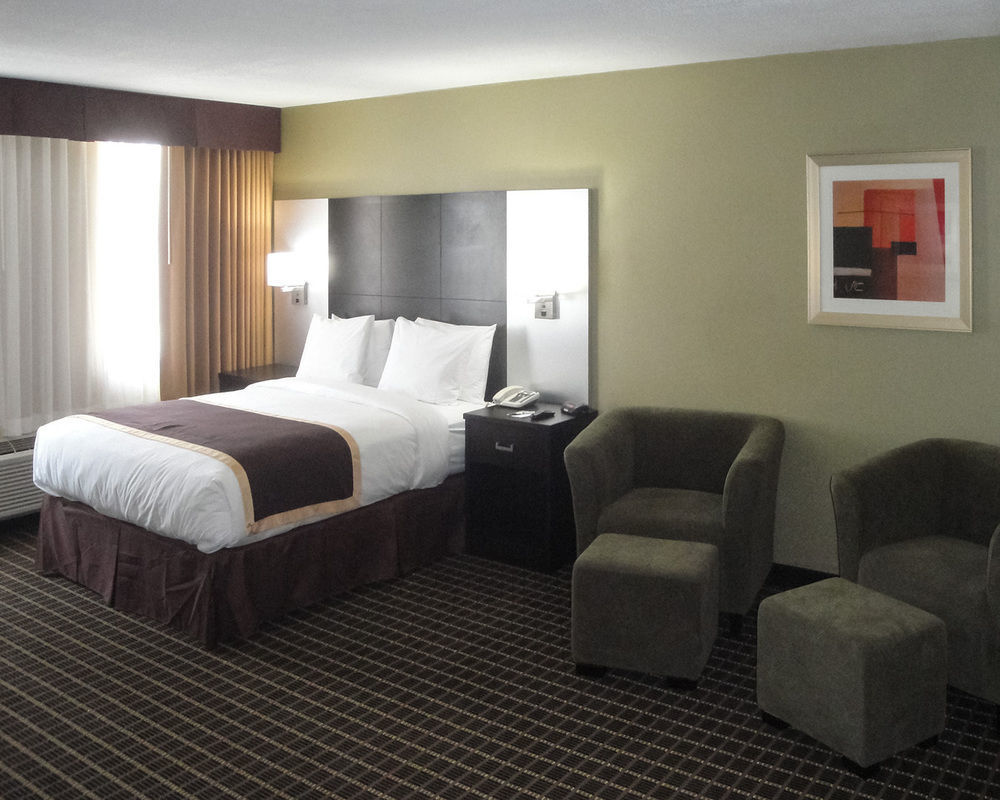 Quality Inn & Suites Downtown Windsor Eksteriør billede