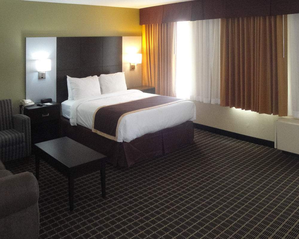 Quality Inn & Suites Downtown Windsor Eksteriør billede